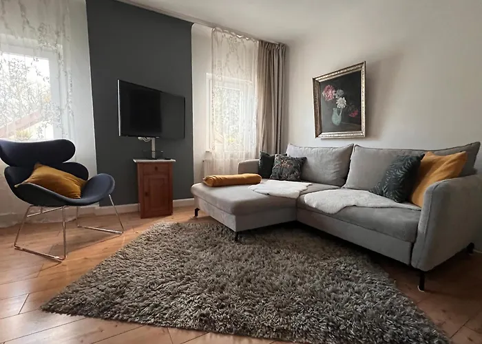 Sascha\'S Home